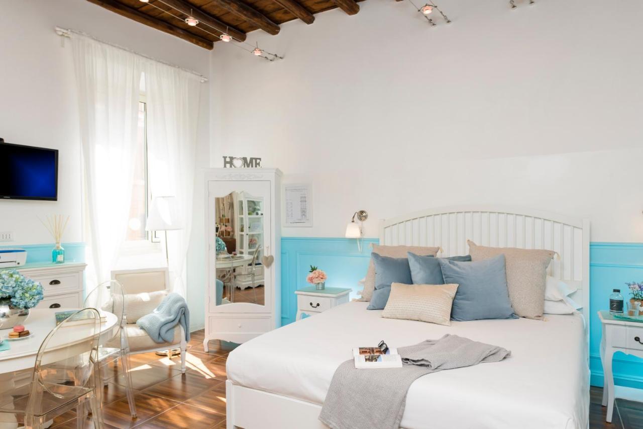 Capo Le Case, Romantic Flat Near Spanish Steps Apartment *